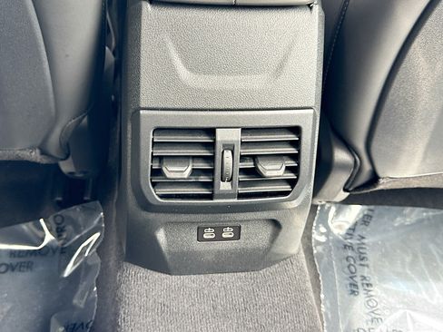 New 2026 BMW 228i xDrive w/ Technology Package AWD/4WD image 19