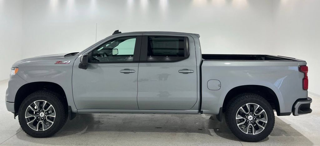 Used 2024 Chevrolet Silverado 1500 RST w/ All Star Edition Plus AWD/4WD image 2