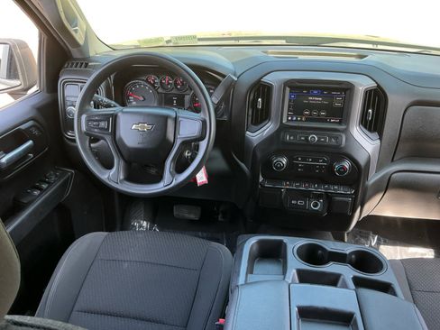 Used 2021 Chevrolet Silverado 1500 Custom image 14