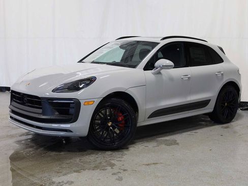 New 2026 Porsche Macan GTS image 1