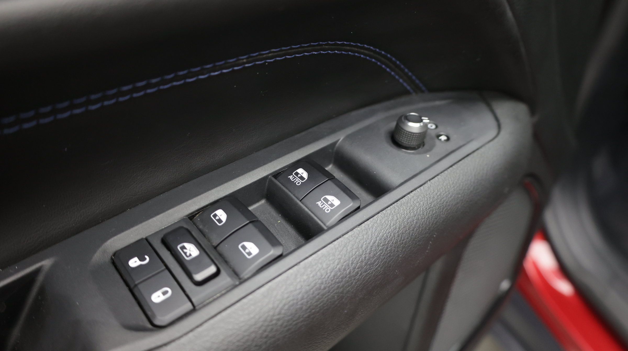 Used 2026 Jeep Compass Limited AWD/4WD image 19