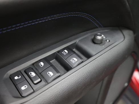 Used 2026 Jeep Compass Limited AWD/4WD image 19