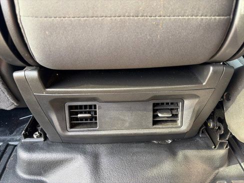 Used 2025 Chevrolet Silverado 2500 W/T w/ WT Convenience Package image 33