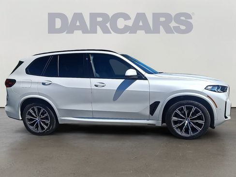 Used 2026 BMW X5 xDrive40i AWD/4WD image 7