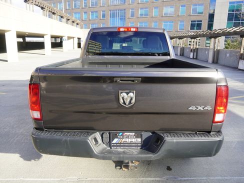 Used 2018 RAM 1500 Tradesman image 11