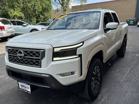 Used 2024 Nissan Frontier SL w/ Technology Package AWD/4WD image 25