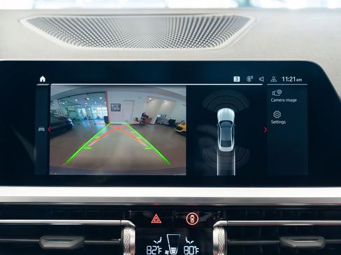 Used 2023 BMW M4 Coupe w/ Executive Package image 15