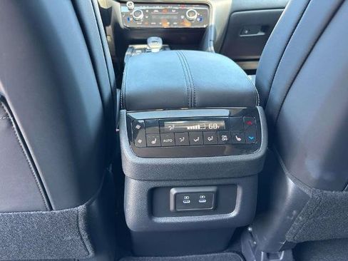Certified 2026 INFINITI QX60 Luxe w/ Cargo Package AWD/4WD image 13