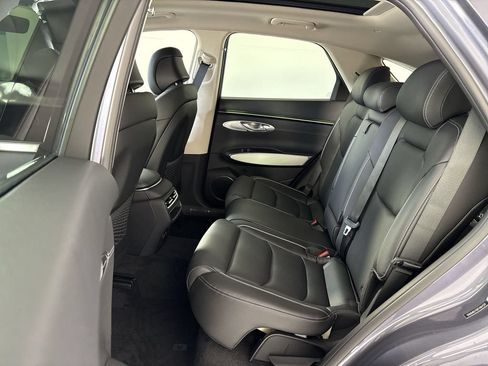 New 2026 Genesis GV70 2.5T Advanced AWD/4WD image 25