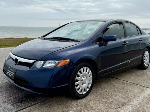 Used 2006 Honda Civic LX image 1