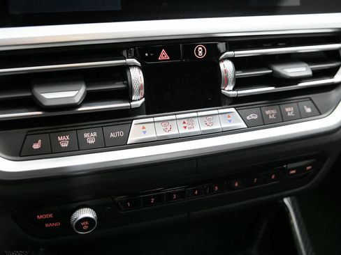 Used 2023 BMW M4 CSL RWD image 26