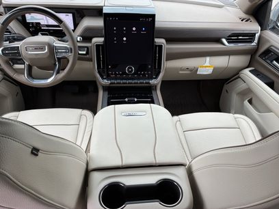 New 2026 GMC Yukon Denali w/ Denali Reserve Package