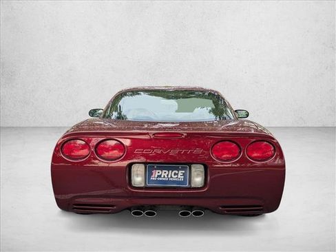Used 2003 Chevrolet Corvette Coupe w/ Preferred Equipment Group RWD image 7