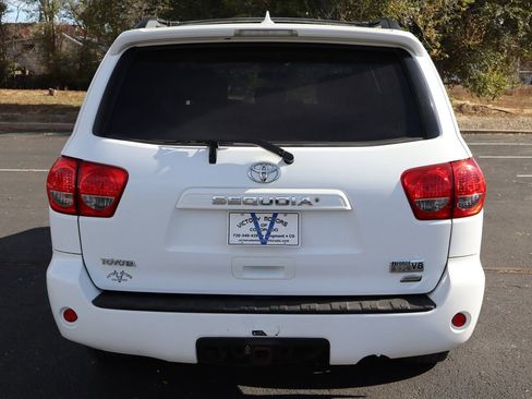 Used 2010 Toyota Sequoia SR5 image 6