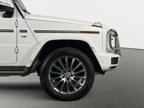Used 2022 Mercedes-Benz G 550 image 3