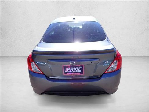 Used 2017 Nissan Versa SV image 3