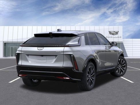 New 2026 Cadillac Lyriq Sport w/ LPO, Floor Liner Package AWD/4WD image 4
