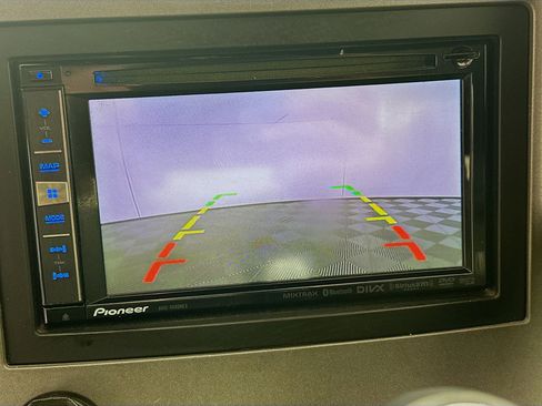 Used 2008 Pontiac Solstice GXP w/ Premium Package image 21