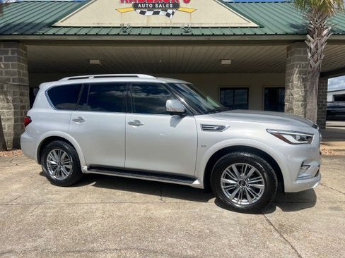 Used 2021 INFINITI QX80 Luxe w/ Cargo Package image 3