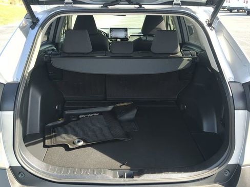 Used 2019 Toyota RAV4 XLE w/ Convenience Package image 15