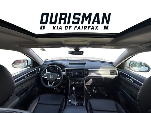 Used 2022 Volkswagen Atlas SEL R-Line image 14