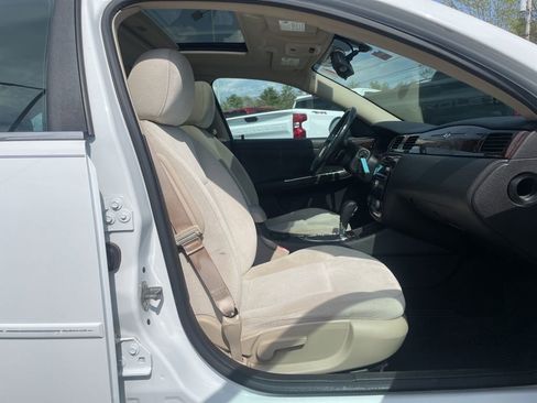 Used 2012 Chevrolet Impala LT w/ LT Sunroof Package FWD image 19