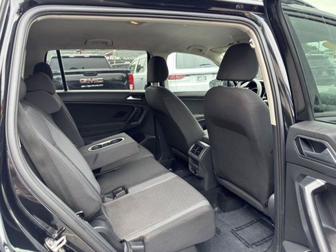 Used 2021 Volkswagen Tiguan S FWD image 35