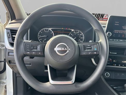 Used 2023 Nissan Rogue SV AWD/4WD image 23