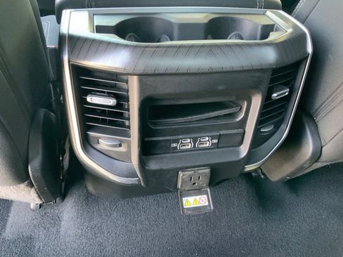 Used 2025 RAM 1500 Big Horn AWD/4WD image 18