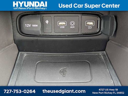 Used 2020 Hyundai Santa Fe Limited FWD image 30