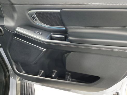 Used 2025 Ford Expedition Platinum w/ Stealth Performance Package image 10