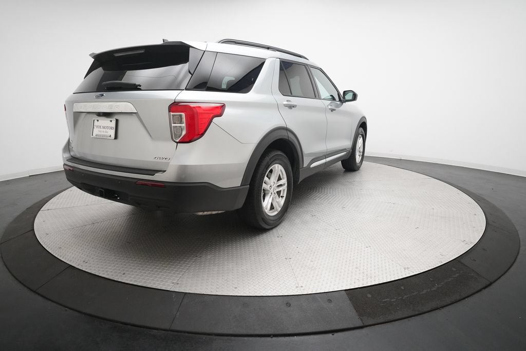 Used 2023 Ford Explorer XLT w/ Class IV Trailer Tow Package AWD/4WD image 34