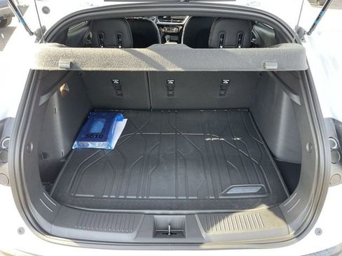 New 2026 Chevrolet Trax RS w/ Sunroof Package image 23