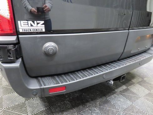 Used 2024 Ford Transit 350 XLT image 38