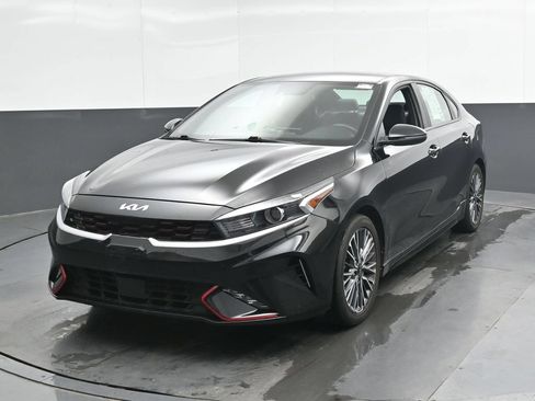 Used 2023 Kia Forte GT-Line w/ GT-Line Premium Package FWD image 8