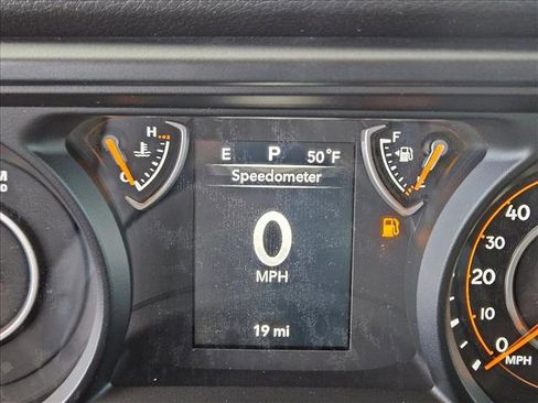 New 2026 Jeep Gladiator Sport image 11