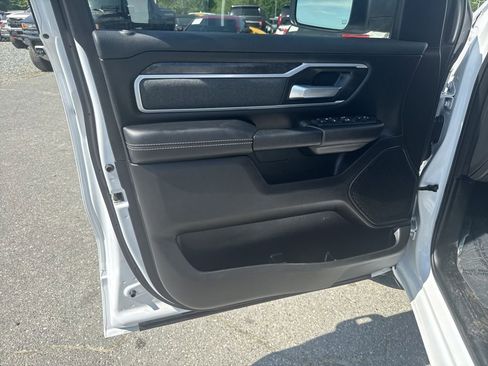 Used 2022 RAM 1500 Big Horn AWD/4WD image 25
