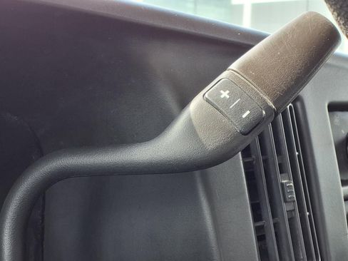 Used 2018 GMC Savana 2500 w/ Driver Convenience Package image 25