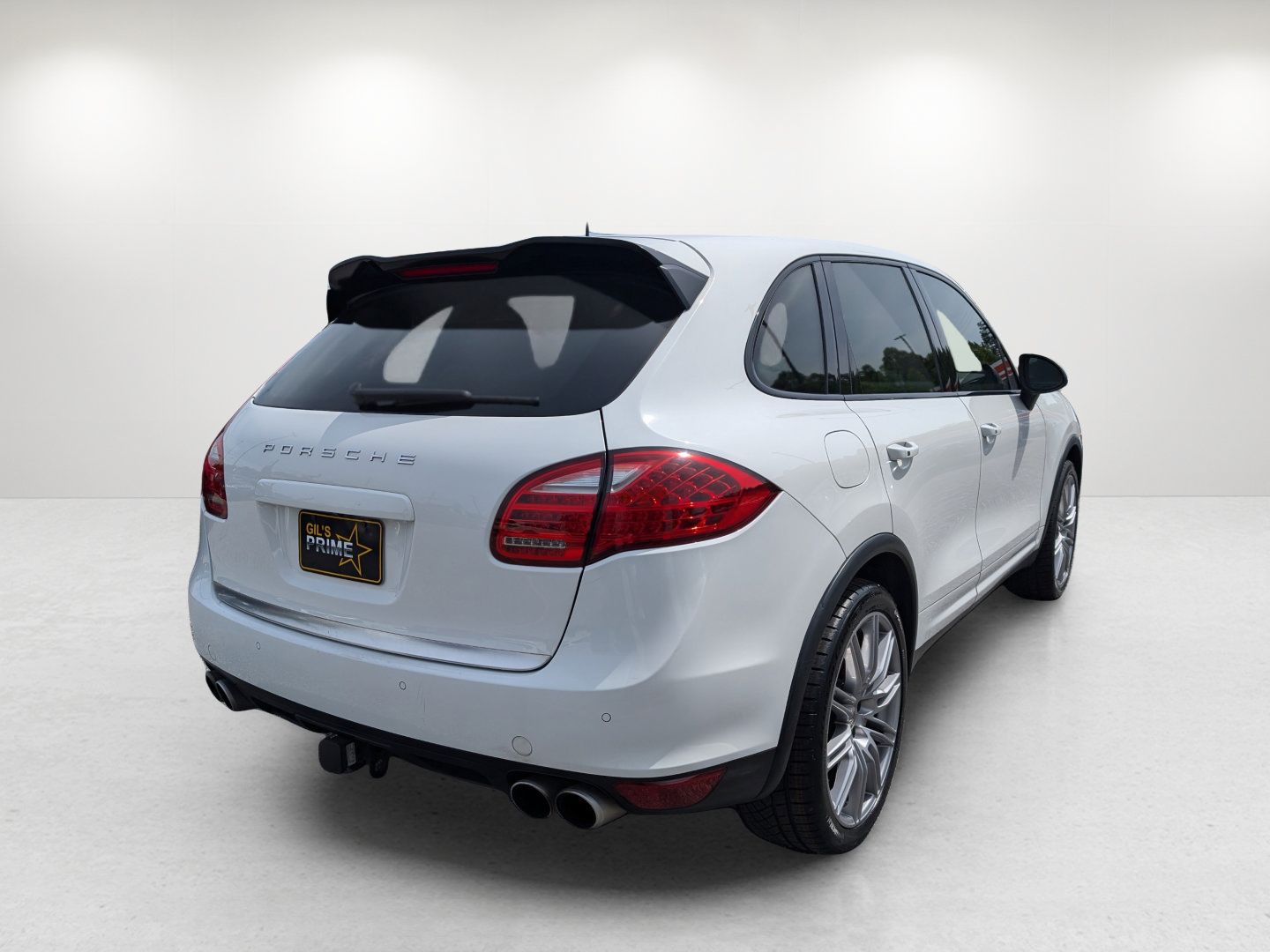 Used 2013 Porsche Cayenne Turbo AWD/4WD image 5