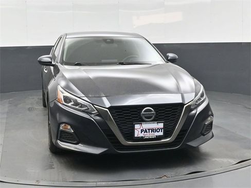 Used 2021 Nissan Altima 2.5 SV image 9