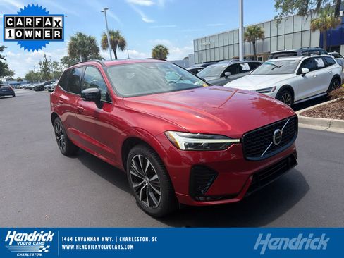 Used 2024 Volvo XC60 B5 Plus AWD/4WD image 1