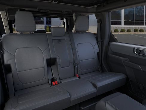 New 2026 Ford Bronco Big Bend w/ Black Diamond Package AWD/4WD image 11
