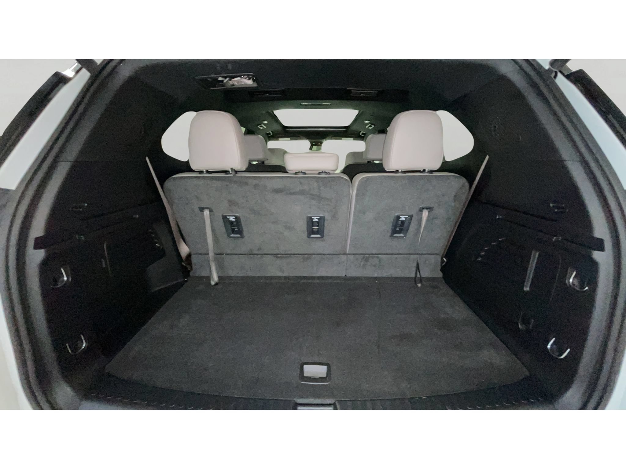 Used 2024 GMC Acadia Elevation w/ Trailering Package AWD/4WD image 17