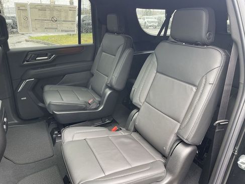 New 2026 GMC Yukon XL Denali w/ Sun & Power Step Package AWD/4WD image 26