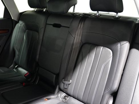 Used 2022 Audi Q5 2.0T Premium Plus image 17