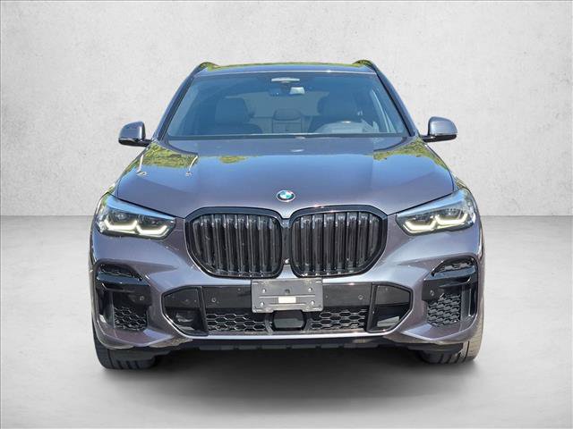 Used 2022 BMW X5 xDrive40i w/ M Sport Package AWD/4WD image 2