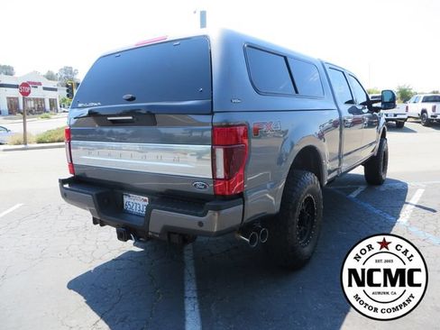 Used 2022 Ford F350 Platinum w/ FX4 Off-Road Package AWD/4WD image 5