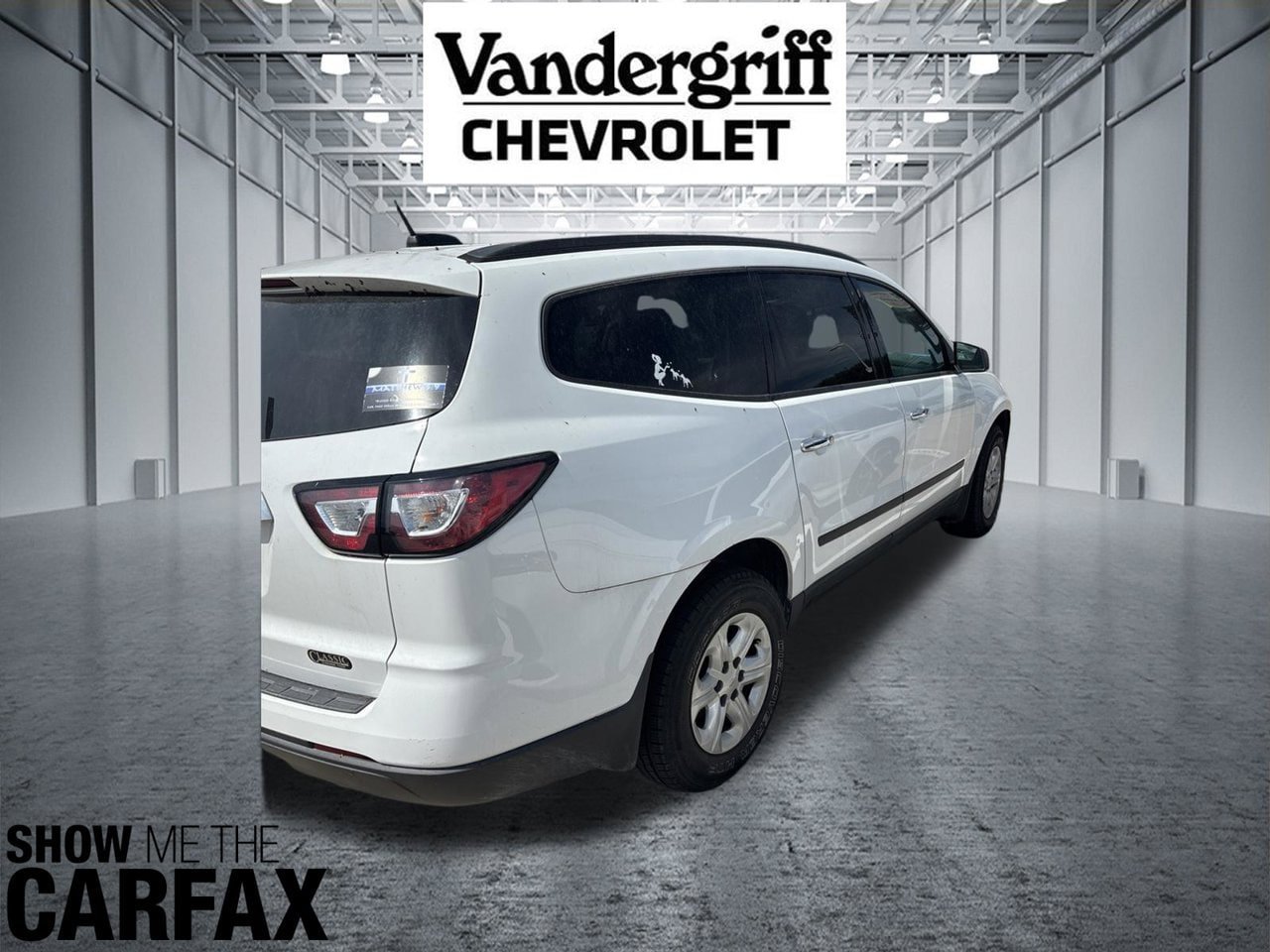 Used 2017 Chevrolet Traverse LS FWD image 3
