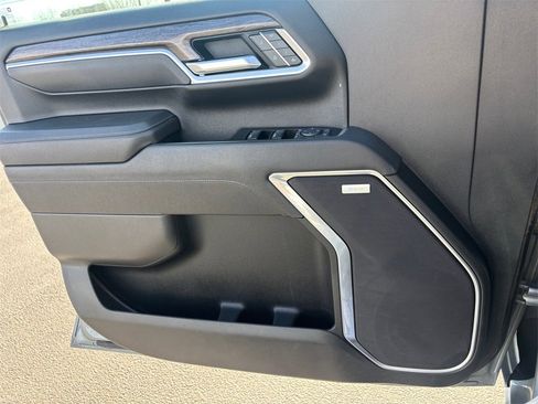 Certified 2025 Chevrolet Silverado 3500 LTZ w/ LTZ Convenience Package image 22