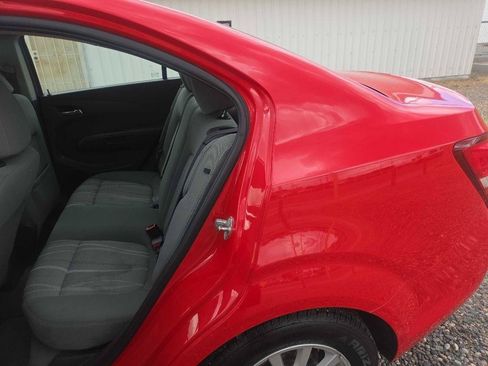 Used 2017 Chevrolet Sonic LT w/ Convenience Package FWD image 14